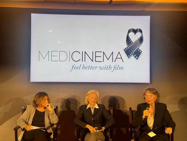 Il cinema come terapia: due studi del Gemelli ne attestano i benefici per la salute