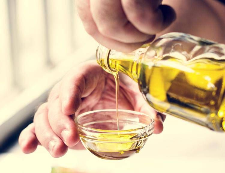Olio extravergine d’oliva: un alleato per cuore e cervello, ecco le proprietà
