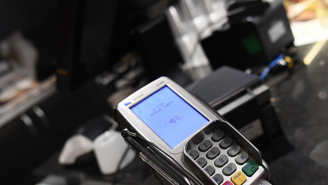Pagamenti digitali: quasi il 50% delle transazioni avviene nella ristorazione