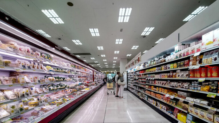 Parte la Card alimentare a sostegno di più di un milione di famiglie