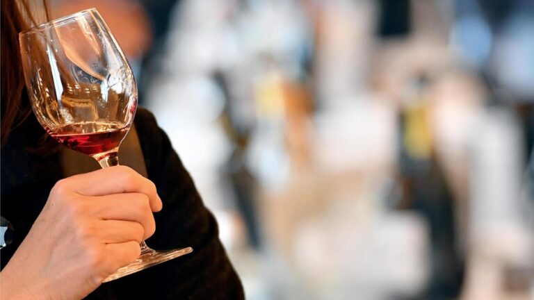 Ritorna Golosaria: un viaggio tra ricette floreali, curiosità e vini pregiati