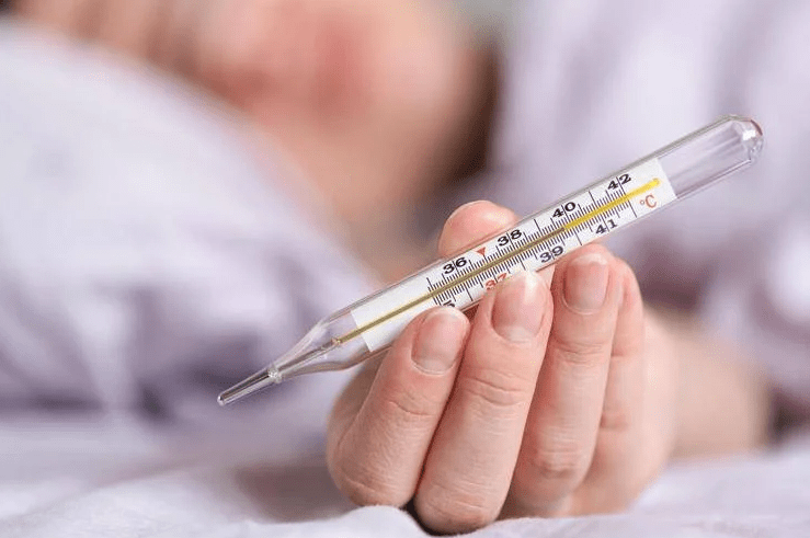 Influenza: esperti segnalano 4 milioni di italiani colpiti nella scorsa stagione, vaccino spray riduce ricoveri del 61%