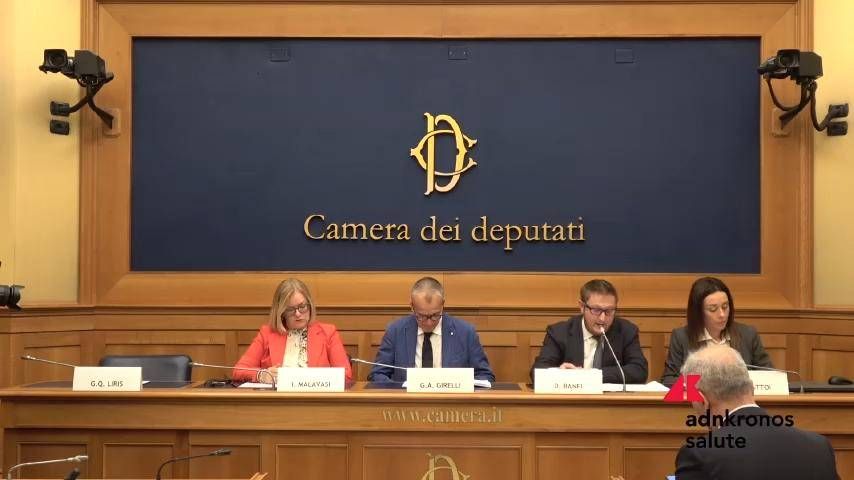 Tumori: alla Camera presentato un rapporto sul carcinoma prostatico